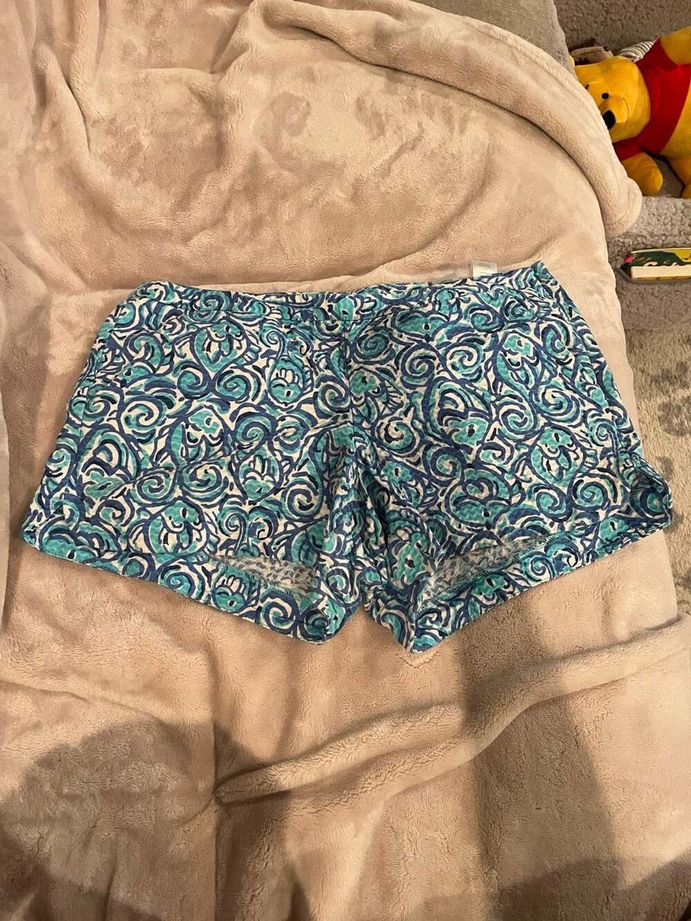Lilly Pulitzer Adie Shorts Chasing Tail Blue Swirls Fish Size 6